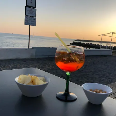 La Casetta Di Dory Sul Mare Апартаменты *
